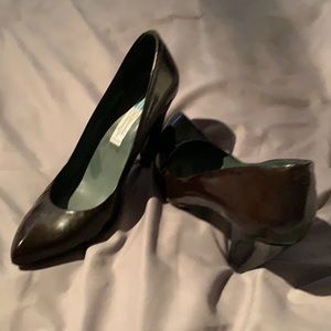 Chocolate patent size 7 high heal